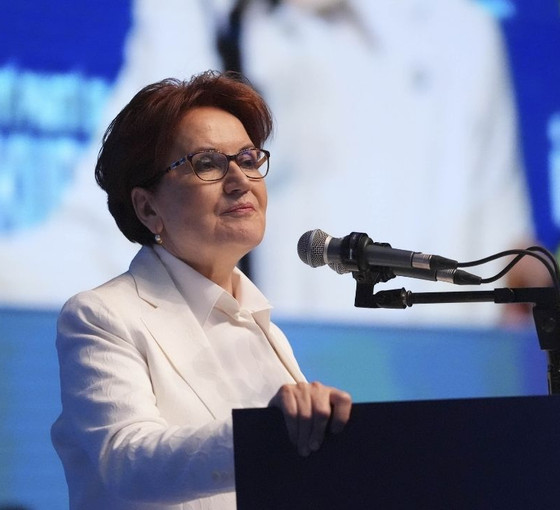 Akşener'den Müsavat Dervişoğlu'na tebrik mesajı