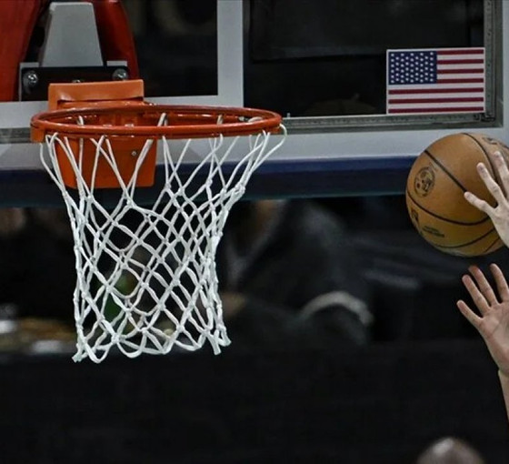 NBA'de Suns'ı yenen Timberwolves yarı finale çıktı