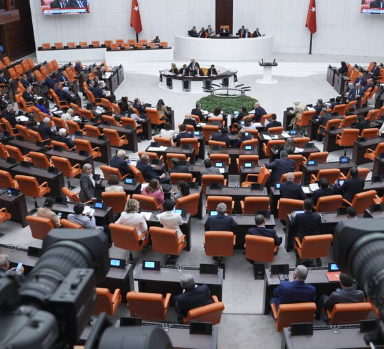 Meclis'te yoğun hafta: Gündem yeni anayasa ve fahiş fiyatlar var