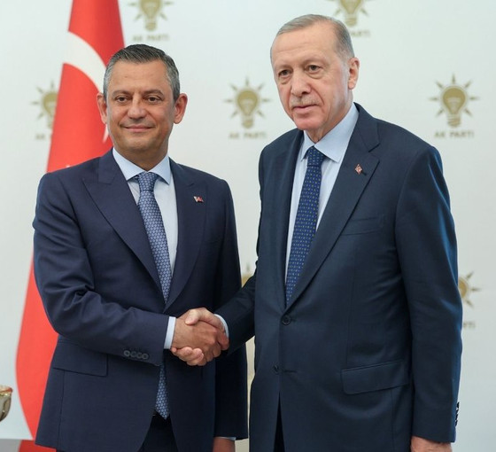 Özel kurmayları ile görüşmeyi değerlendirdi: Erdoğan Özel’i tebrik etti, tüm konular müzakere edildi