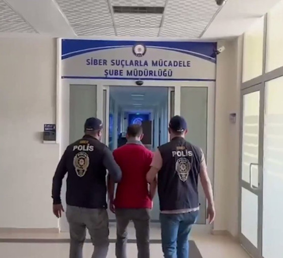 Yerlikaya duyurdu: 'Sibergöz-37' operasyonlarında 156 şüpheli gözaltında