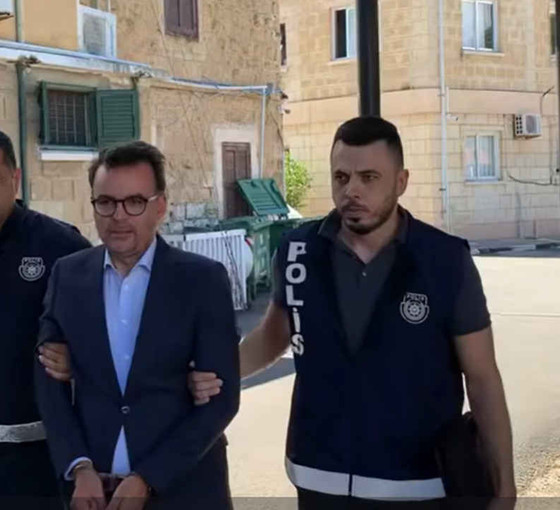 CHP, Kıbrıs'taki sahte diplomaları Meclis'e taşıdı: Sefa Karahasan'la sınırlı değil, başkaları da var