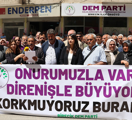 DEM Parti'den Birecik saldırısına tepki: 'Amaçları provokasyon yaratmak; Buradayız, sizlerden korkmuyoruz'