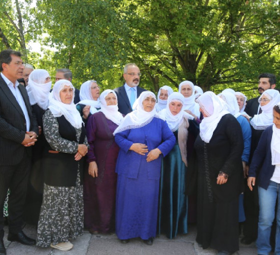 Ankara'da 'Adalet'in kapıları' Barış Anneleri'ne de kapatıldı: 'Kabul etmeseniz de tecrit var'