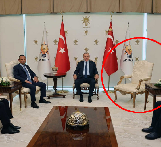 Siyasette muhalefeti yumuşatarak yeme yöntemi