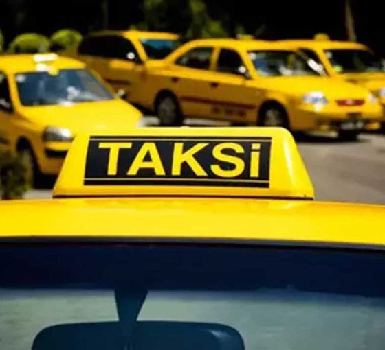 İstanbul'da kadın müşterilerine saldıran taksi şoförü trafikten men edildi