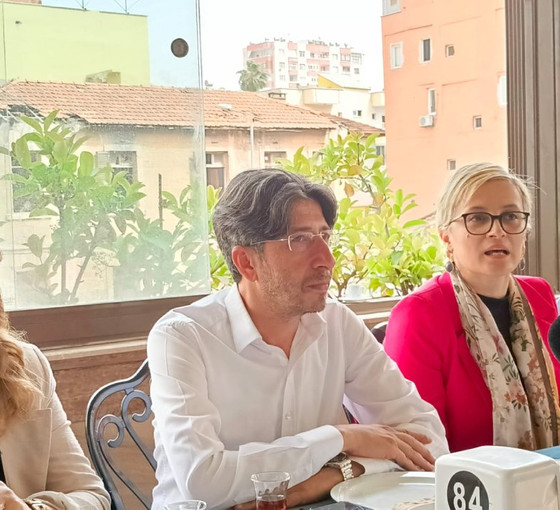 DEM Partili Ali Bozan açıkladı: Eski AKP'li Akdeniz Belediye Başkanı ve yardımcısı çifte maaş almış