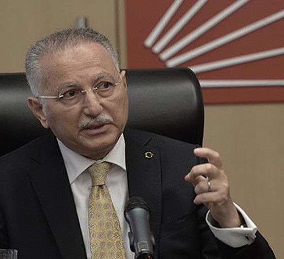 Ekmeleddin İhsanoğlu: Çatı aday fikrinin mimarı Bahçeli'dir