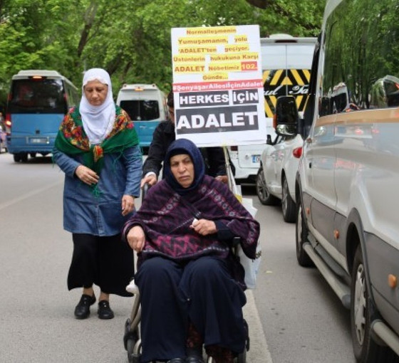 Barış annesi Akman'dan Şenyaşar'a destek ziyareti