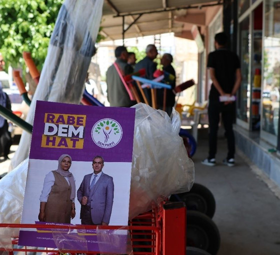 DEM Parti Hilvan'da seçim çalışmalarını sürdürüyor: ’31 Mart’ta kazandık, 2 Haziran’da yeniden kazanacağız’
