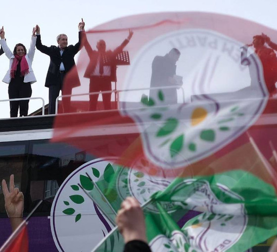 Birçok ilde onlarca DEM Partili gözaltına alındı: 'Siyasi kırım operasyonları'
