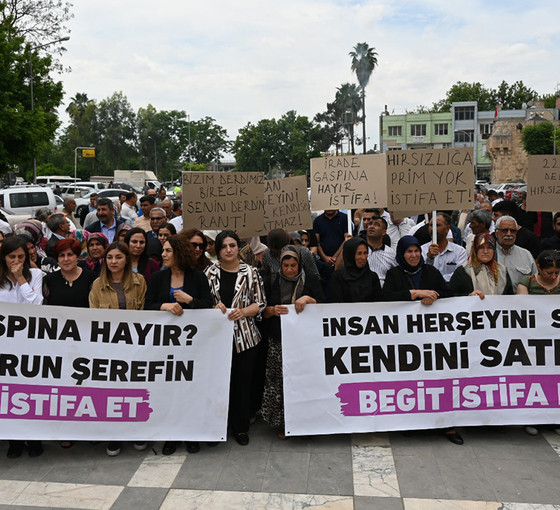 Kadınlardan Begit'e protesto: 'Utançla anılmak istemiyorsan istifa et'