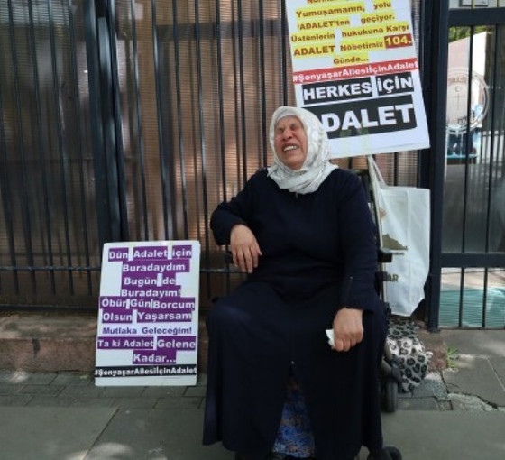 Emine Şenyaşar 104 gündür bakanlık önünde: İktidar bu sesi duymuyor
