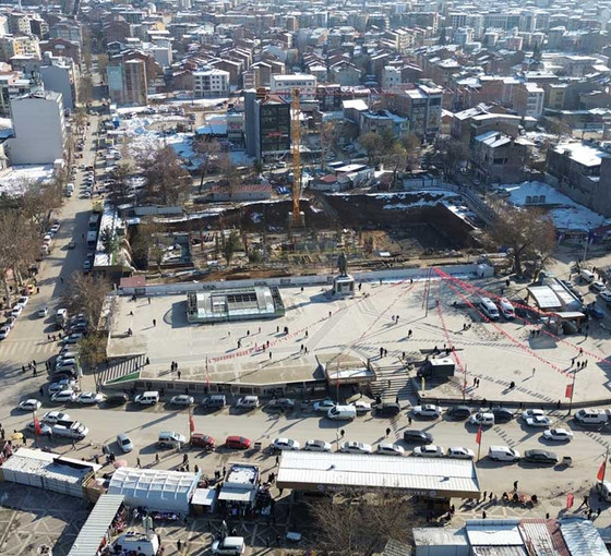 Malatya'da TOKİ konutları gecikti, depremzedeler yüksek kiralarla karşı karşıya