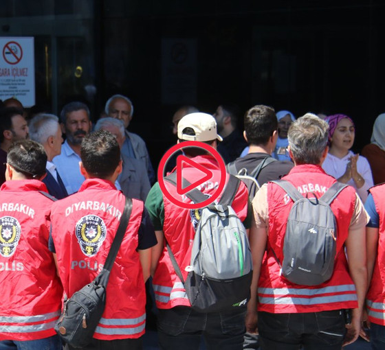 Diyarbakır'da Kobanê Davası protestosuna abluka: 'Biz bu cezaları tanımıyoruz'
