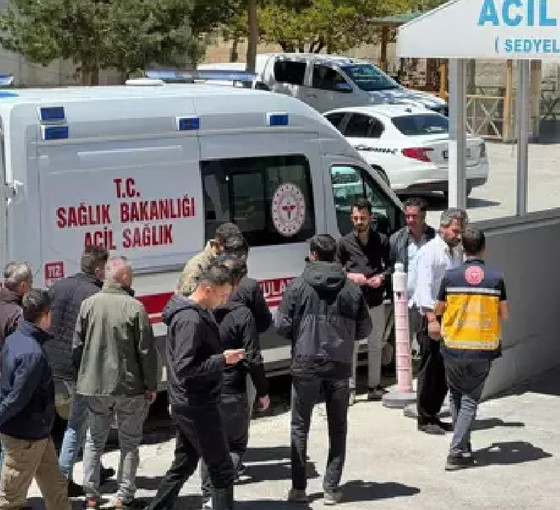 Van'da askeri araç devrildi: Altısı ağır, 11 yaralı