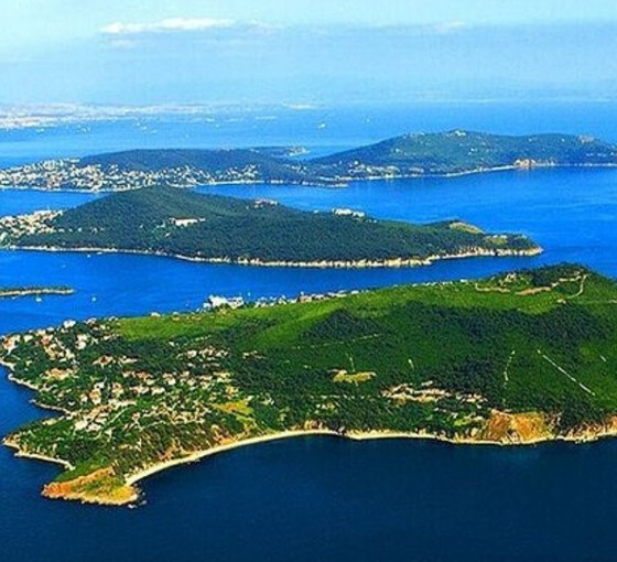 Hüzünlü Adalar