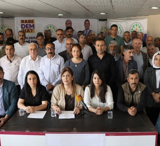 DEM Parti: Hilvan'da AKP muhtar ve köylüleri tehdit ediyor