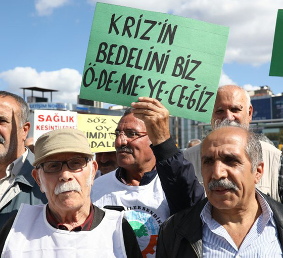 Emekliler sokağa çıkıyor: 'Yoksulluk artık lüks, açlıkla mücadele ediyoruz'
