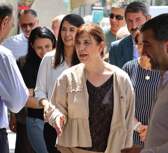 Beştaş DEM Parti'nin Hilvan seçim çalışmalarına katıldı: Herkes haksızlığın farkında, halk cevabı 2 Haziran'da sandıkta verecek