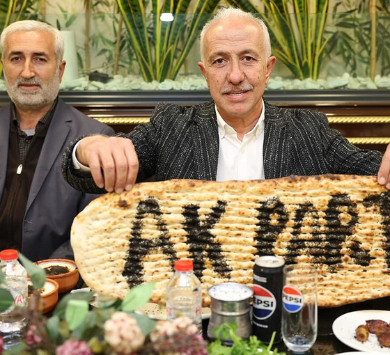 AKP'li eski belediye başkanı kendisinden önceki kayyımı suçladı: 'Tüm kaynaklar heba edilmiş, hizmet üretilmemiş