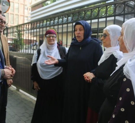 Mahpus yakınlarından Şenyaşar’a ziyaret
