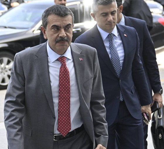 Alevi örgütleri Milli Eğitim Bakanı Yusuf Tekin ile görüştü: 'Çözüme yönelik bir duruş görmedik'