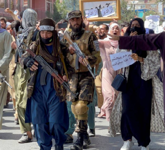 Rusya'da bakanlıklar, Putin'e, Taliban'ın 'terör örgütleri' listesinden çıkarılmasını tavsiye etti