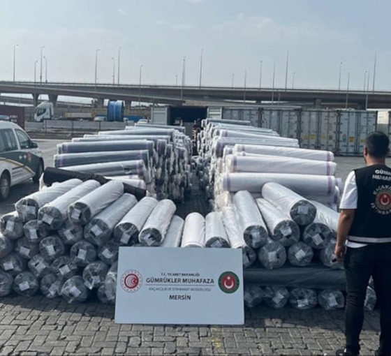 Mersin ve Kocaeli'de 1 milyar liralık 'kaçak oyuncak' baskınları