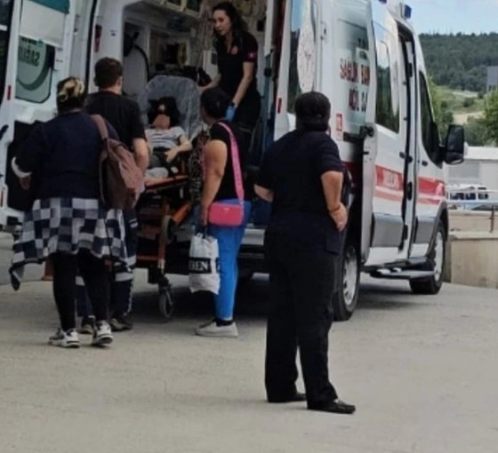 Çorum'da sekiz çocuk okul servisinde zehirlendi: Yangın söndürme tüpü sızdırmış