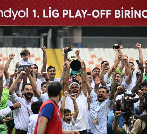 Bodrum FK Süper Lig'e yükseldi