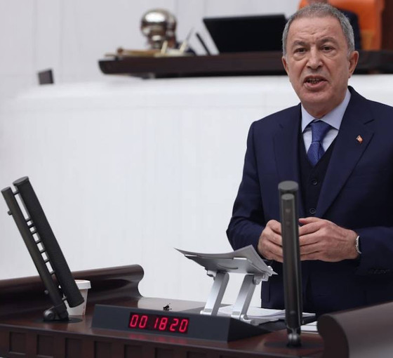Mikrofonu açık unutan Hulusi Akar'ın sorusuna yanıt: Bilgi geldi, oylayıp reddedeceğiz