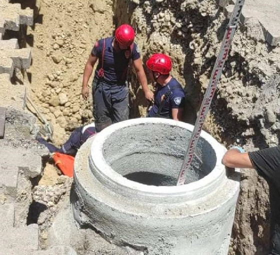 Manisa'da iş cinayeti: Kanalizasyon hattı yapımı sırasında göçük altında kalan işçi öldü