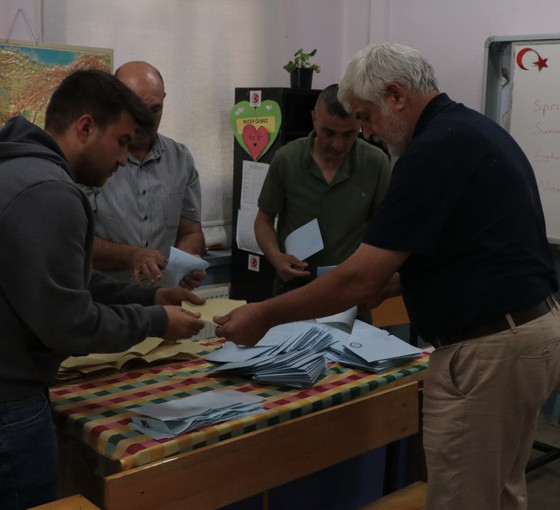 Üç ilçe ve dört beldede seçim sonuçları