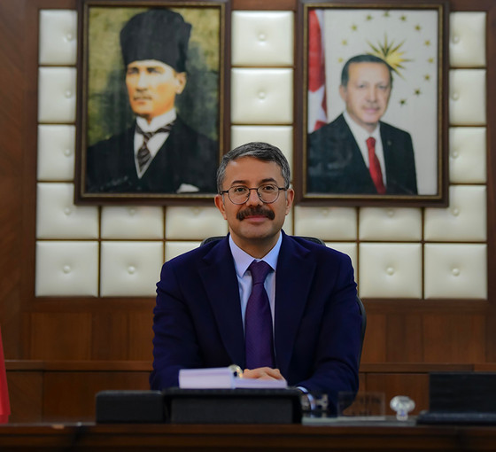 Hakkari kayyımı AKP'li adaya 29 milyon harcamış, 315 milyon borç bırakmıştı