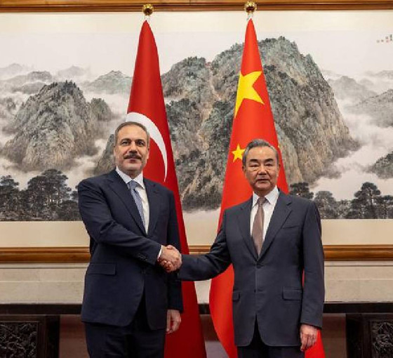 Fidan: Türkiye BRICS'e katılmak istiyor, Rusya: Memnuniyetle karşılıyoruz