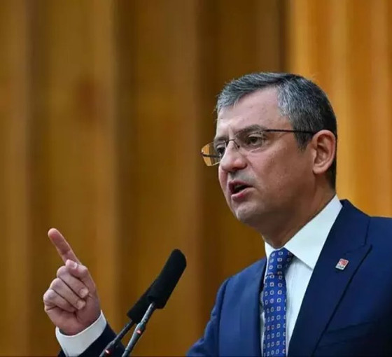 Özgür Özel'den Hakkari tepkisi: 'CHP'li belediyeye kayyım atanmış gibi karşı çıkıyoruz'