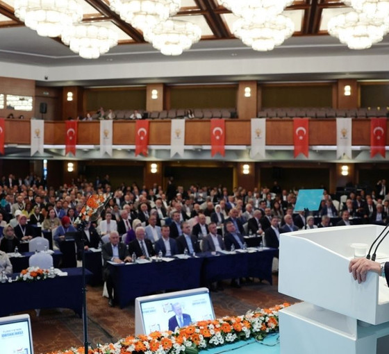 Altaylı'dan 'Kızılcahamam dedikoduları': Kabinede değişiklik yok, milletvekilleri bakanlardan şikayetçi