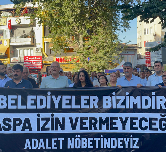 Antep'te kayyım protestosu: 'Bu zulme geçit vermeyeceğiz'