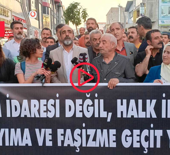 Van’daki kayyım protestoları dördüncü gününde: 'Akış, Hakkari halkının meşru belediye başkanıdır'