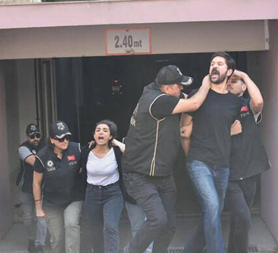 İki mahkeme 'görevsizlik' kararı verdi: Tutuklu siyasetçilerin iddianamesine mahkeme 'aranıyor'