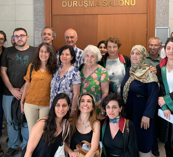 Cumartesi Anneleri davası: Mahkeme beraat talebini reddetti, duruşma ekim ayına ertelendi