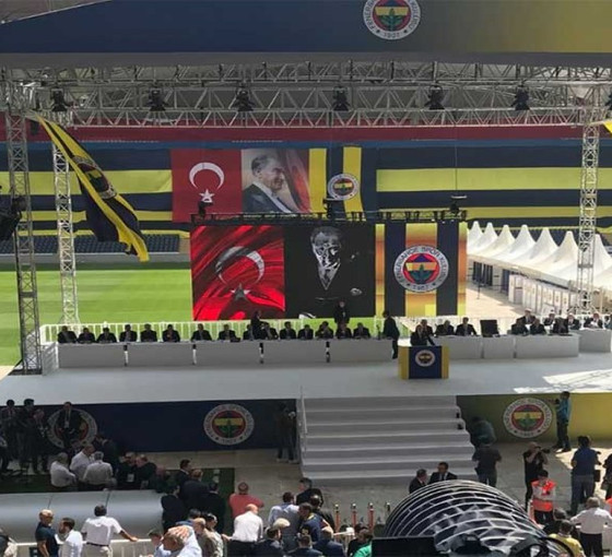Fenerbahçe kongresinde gerginlik: Aziz Yıldırım stadı terk etti