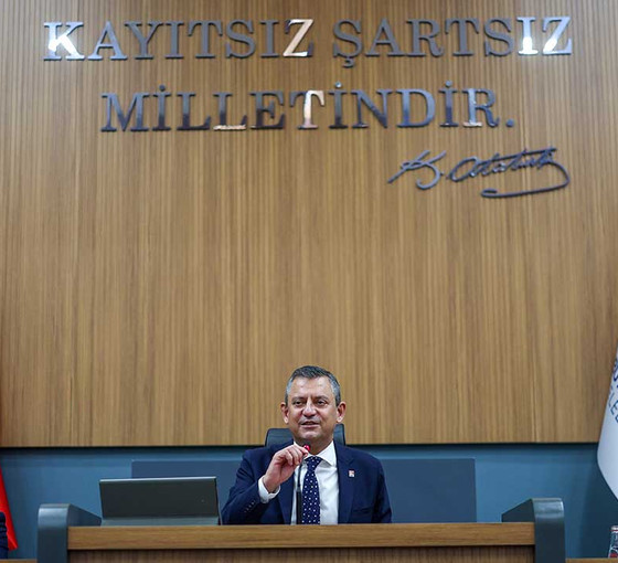 Özgür Özel'den özeleştiri: Manisa’da yüzde 60 oy alınan bir yerde İzmir’de alınan oy oranını konuşuyoruz