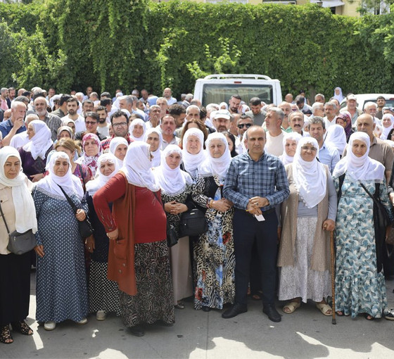 Diyarbakır'da kayyım protestosu: 'İrademize yapılan saygısızlığı kabul etmiyoruz'