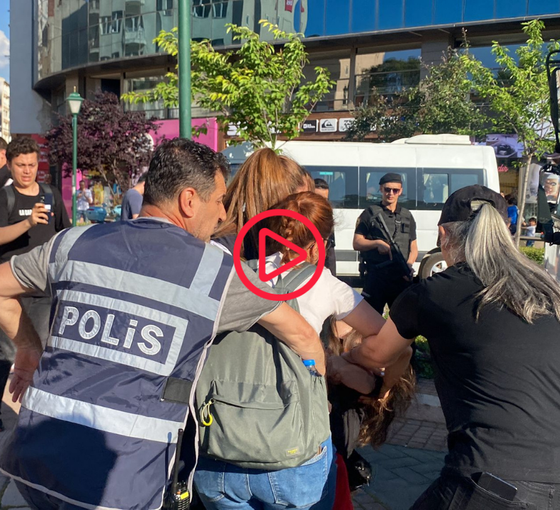 Eskişehir Onur Yürüyüşü'nde 10 kişi gözaltına alındı