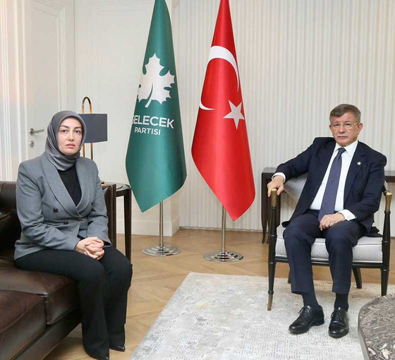 Ayşe Ateş, Ahmet Davutoğlu’nu ziyaret etti