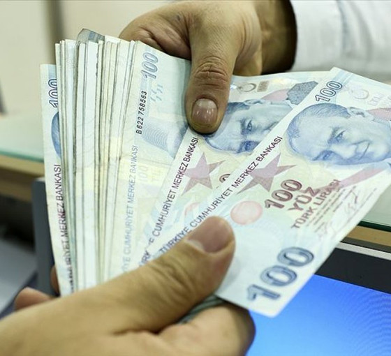 Nüfusun yarısı bankalara borçlu: Borç yükü 5.3 trilyon lirayı buldu