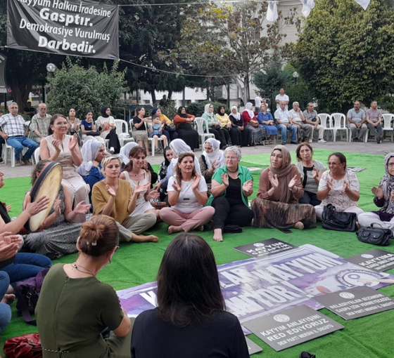 Mersin Kadın Platformu'ndan kayyım protestolarına destek