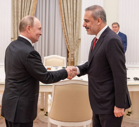 Fidan ile görüşen Putin: Erdoğan ile 3-4 Temmuz'da Astana'da güncel konuları ele alma fırsatımız olacak